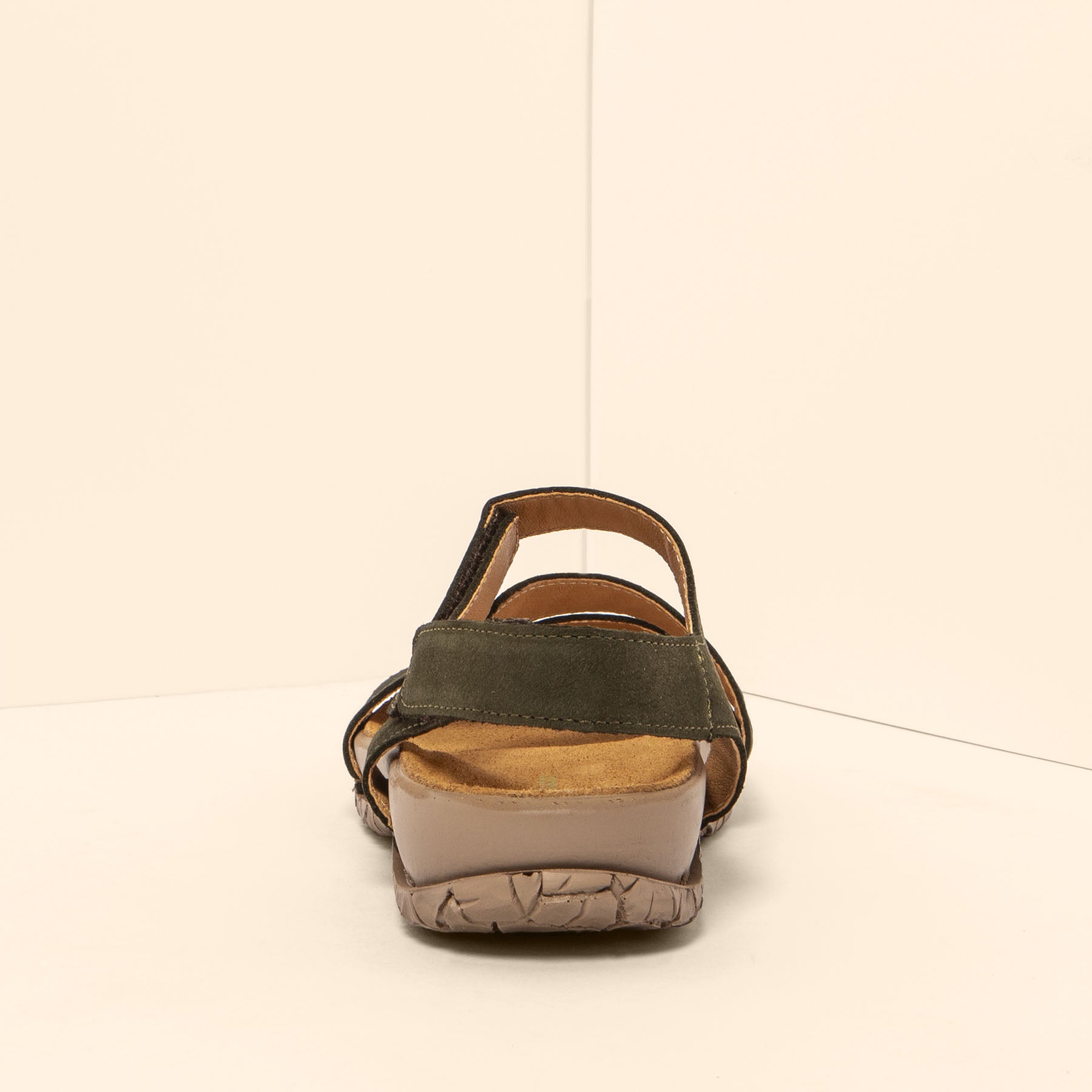 gid://shopify/Product/15700574765388_5