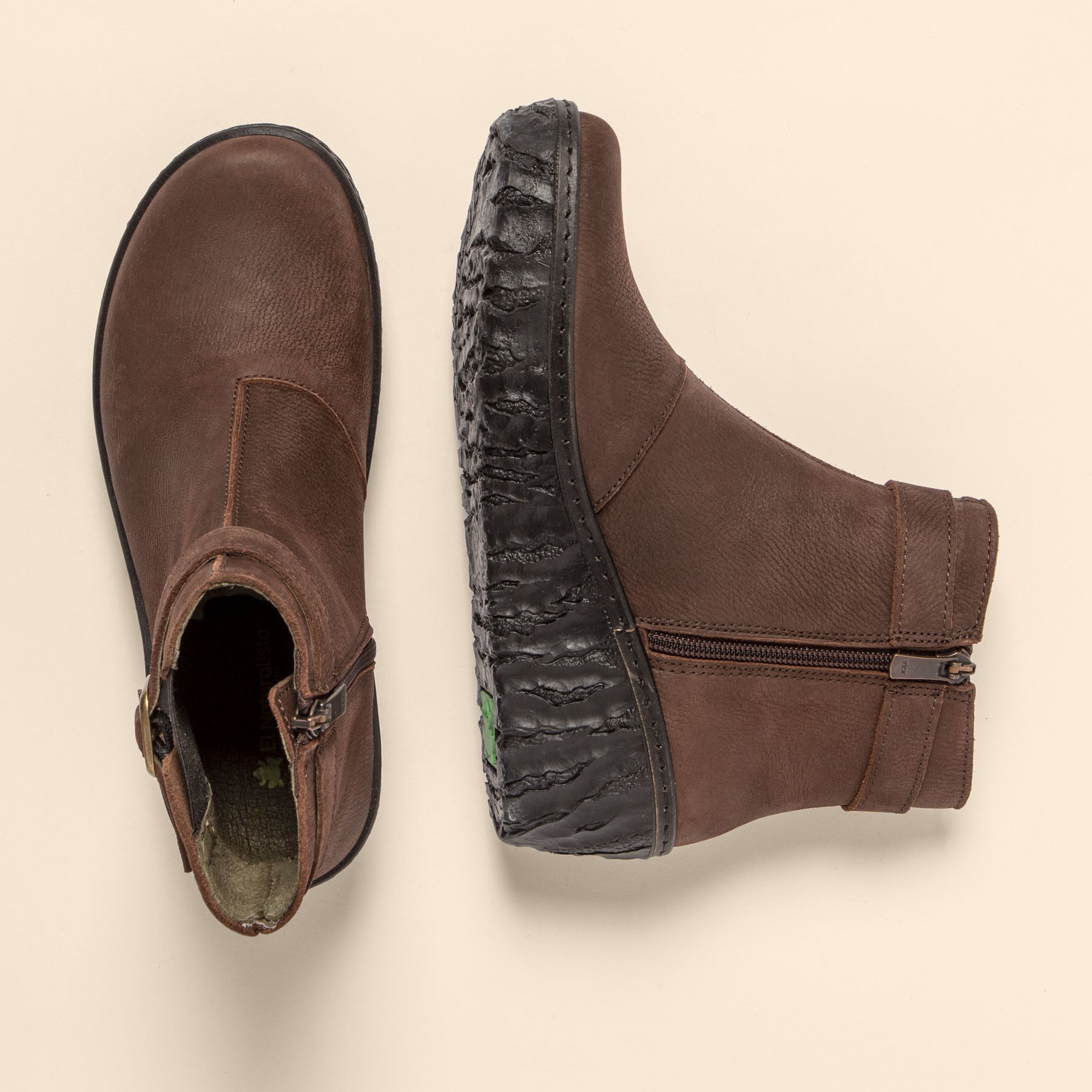 gid://shopify/Product/15699895812428_7