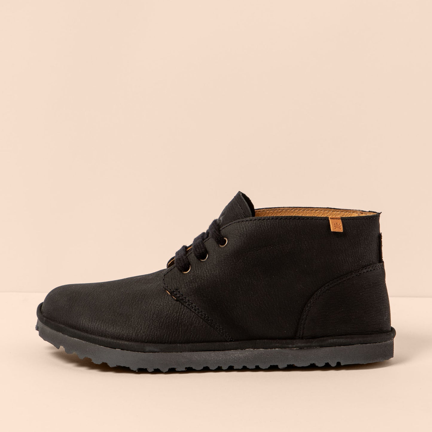 gid://shopify/Product/15700757774668_1