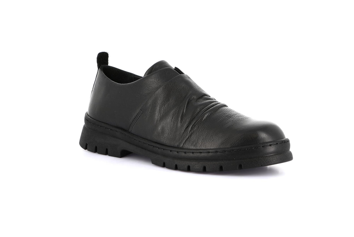 gid://shopify/Product/16106566615372_58821566333260