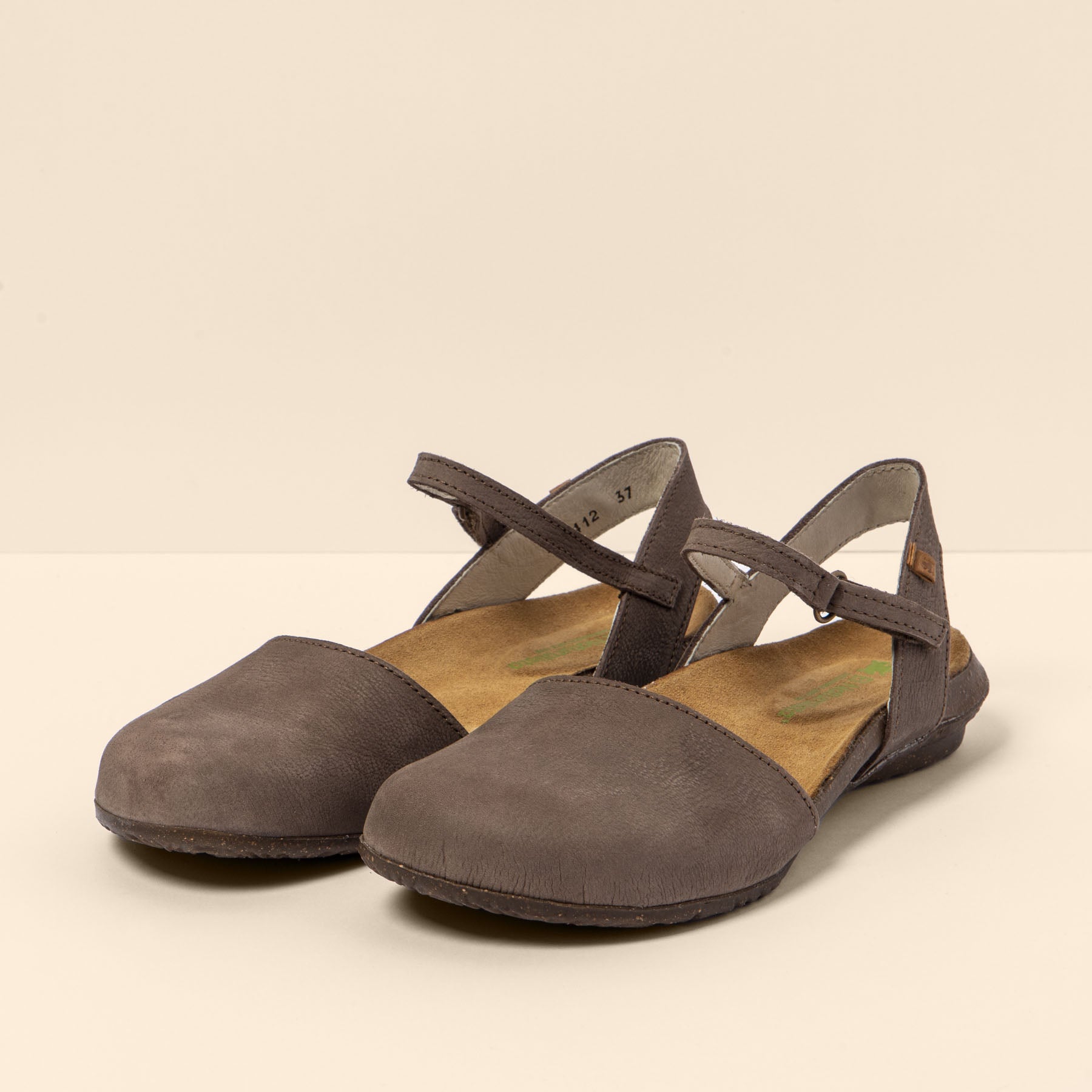 gid://shopify/Product/15700235747660_5