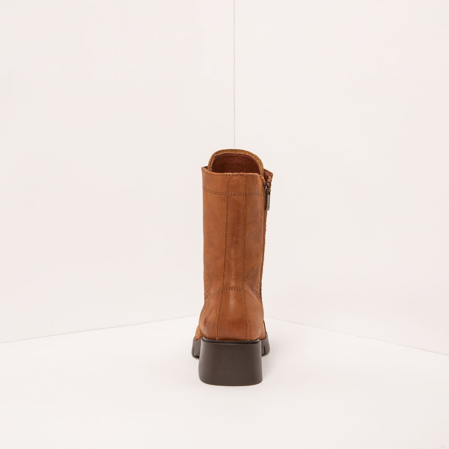gid://shopify/Product/15693839860044_5