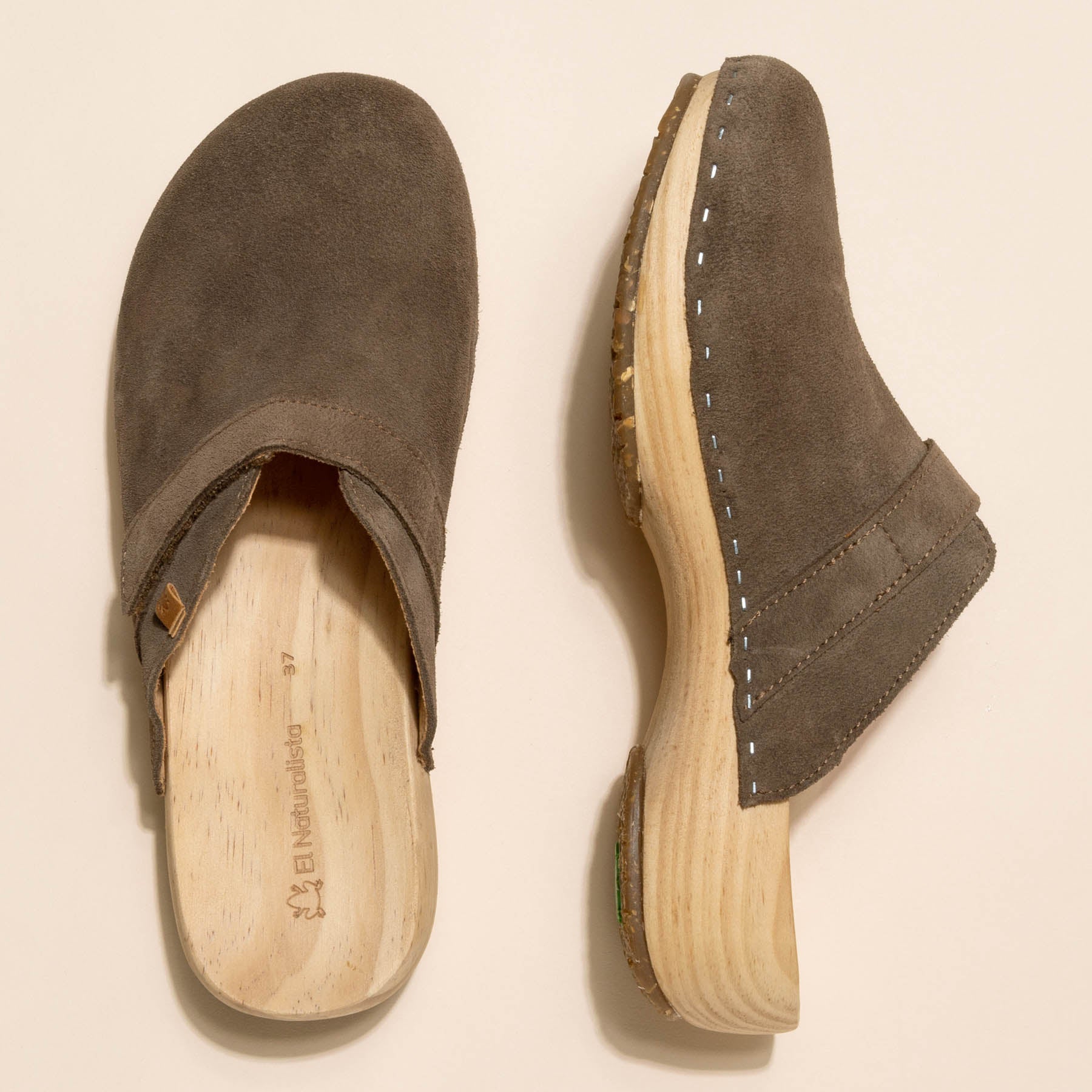 gid://shopify/Product/15700088848716_4