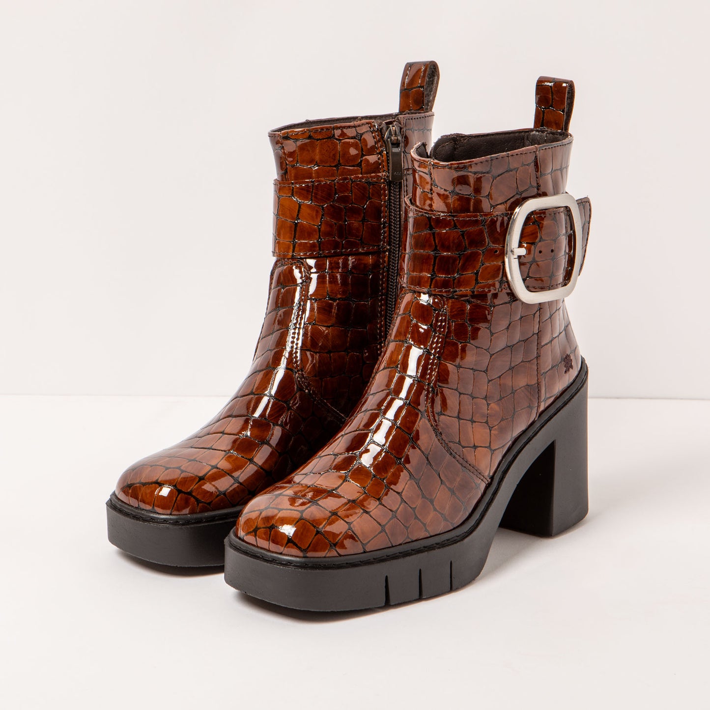 gid://shopify/Product/15694370636108_2