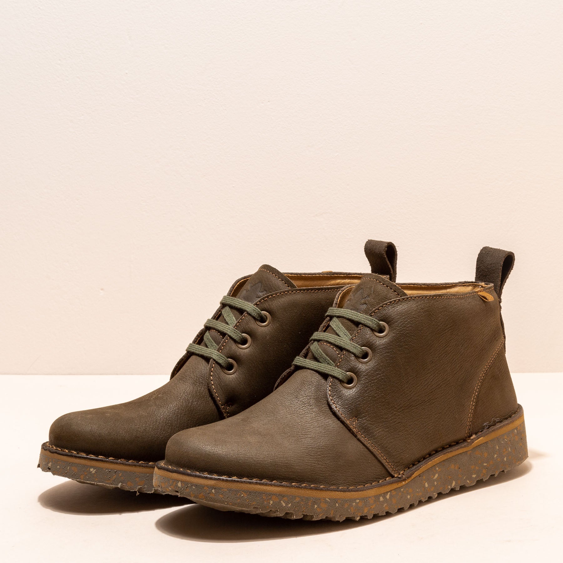 gid://shopify/Product/15700019577164_5