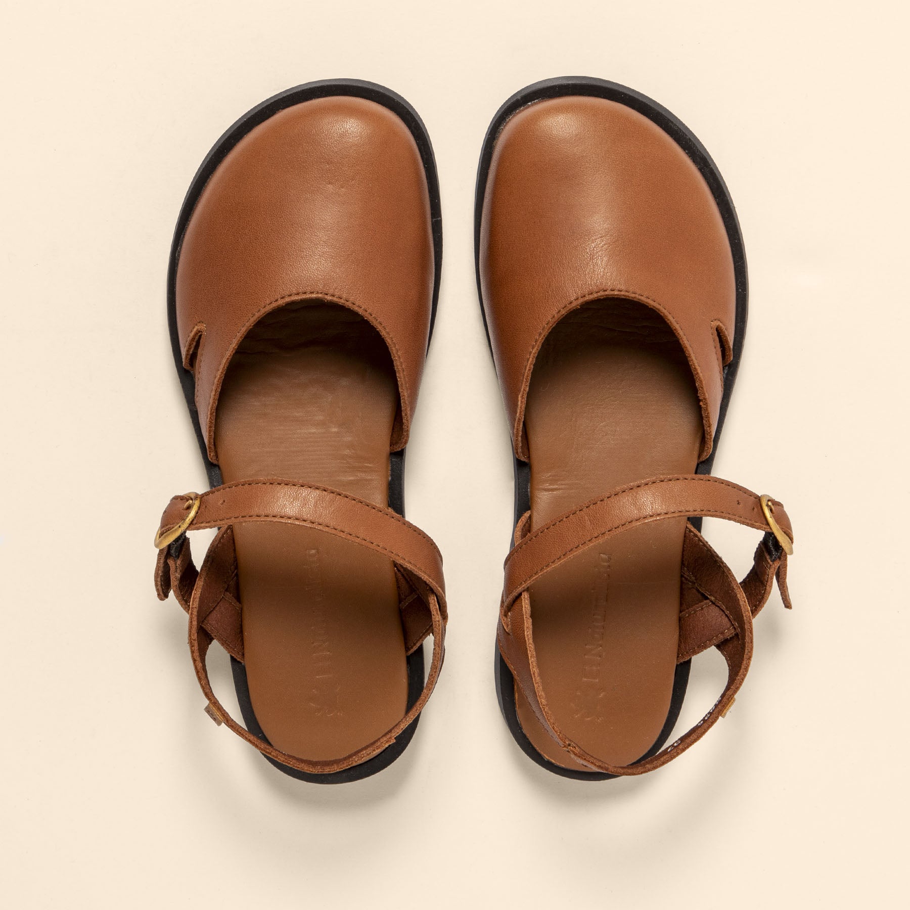 gid://shopify/Product/15700599603532_4