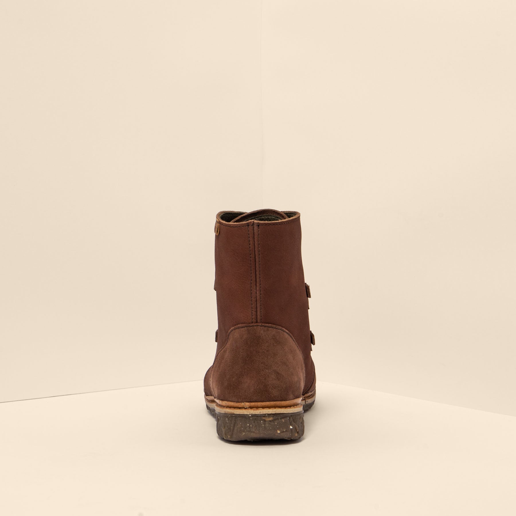 gid://shopify/Product/15699995951436_5