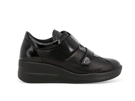 gid://shopify/Product/16118252241228_1