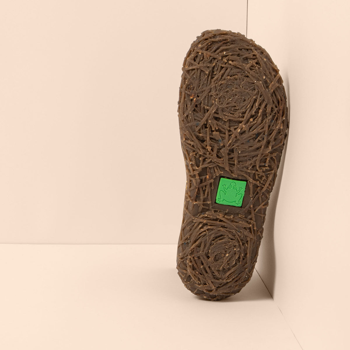 gid://shopify/Product/16124571189580_3