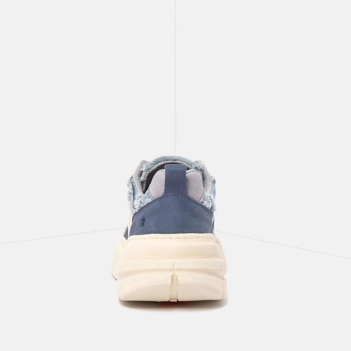gid://shopify/Product/16172950585676_5