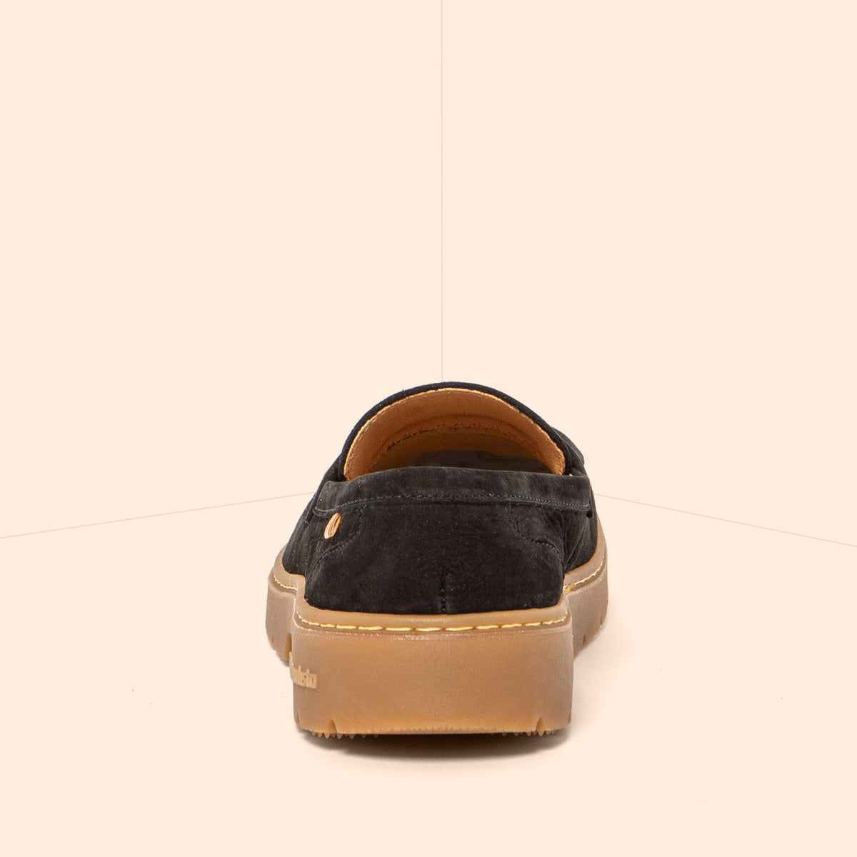 gid://shopify/Product/16124637774156_5