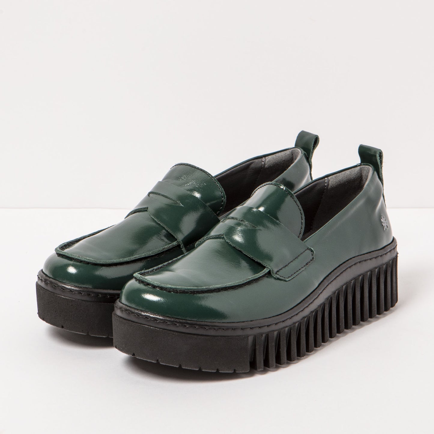 gid://shopify/Product/15785720742220_5