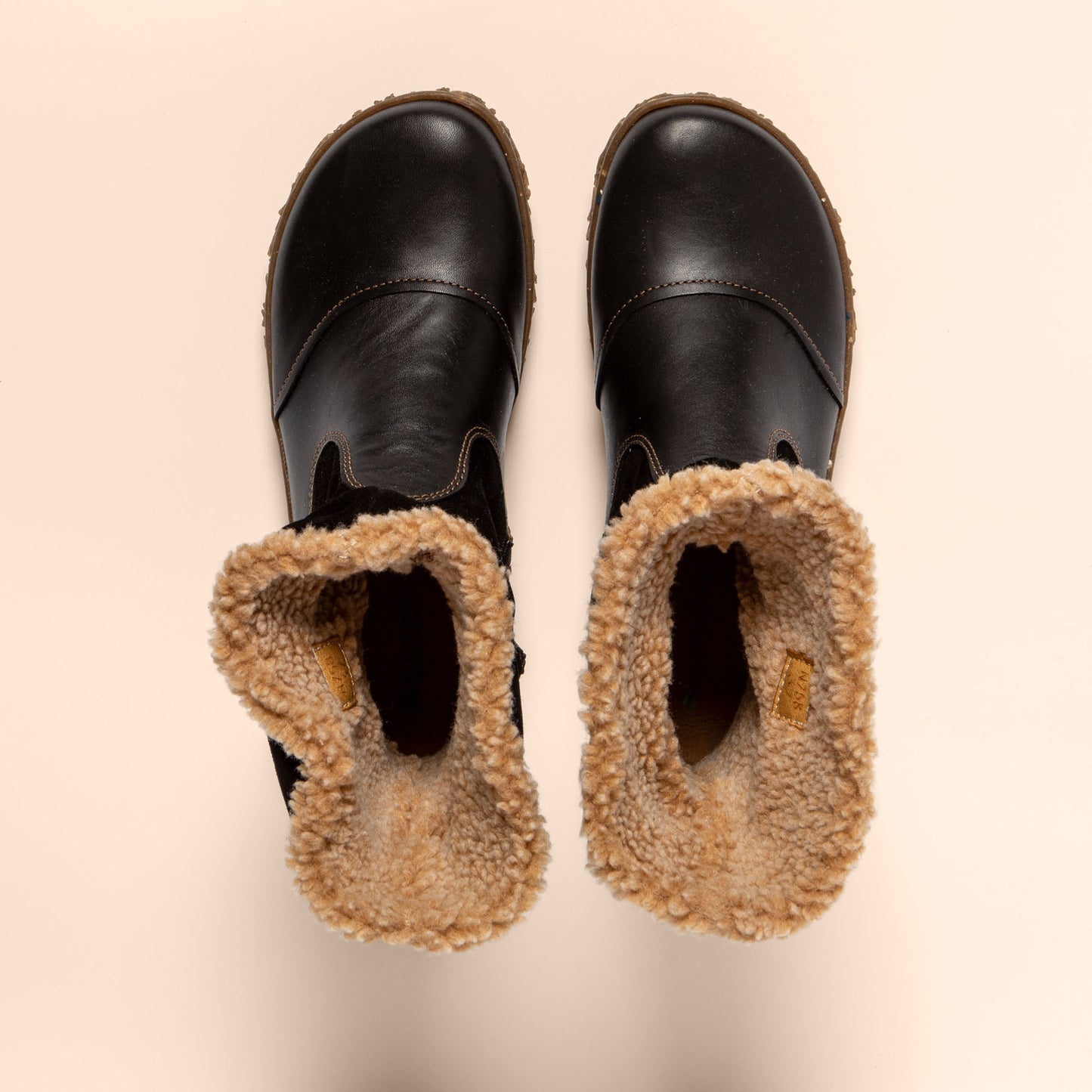 gid://shopify/Product/15700885471564_4