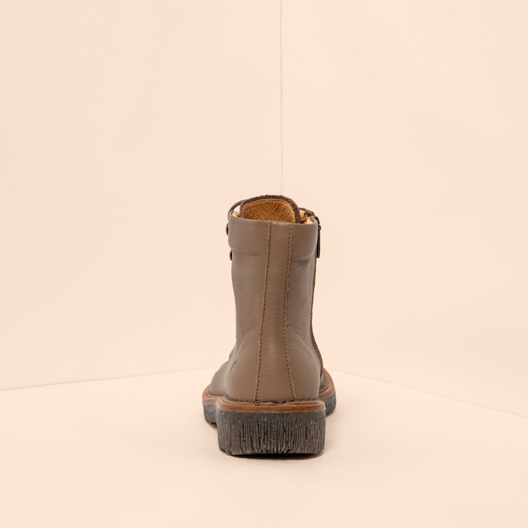 gid://shopify/Product/15700810498380_5