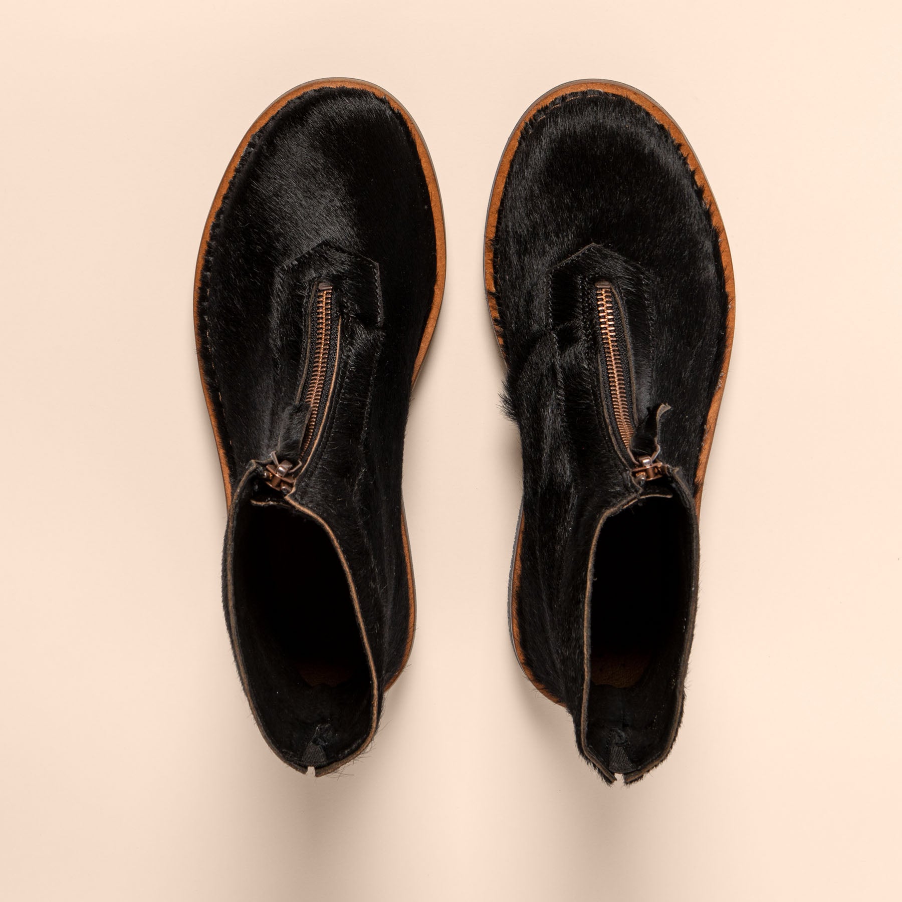 gid://shopify/Product/15700833272140_4