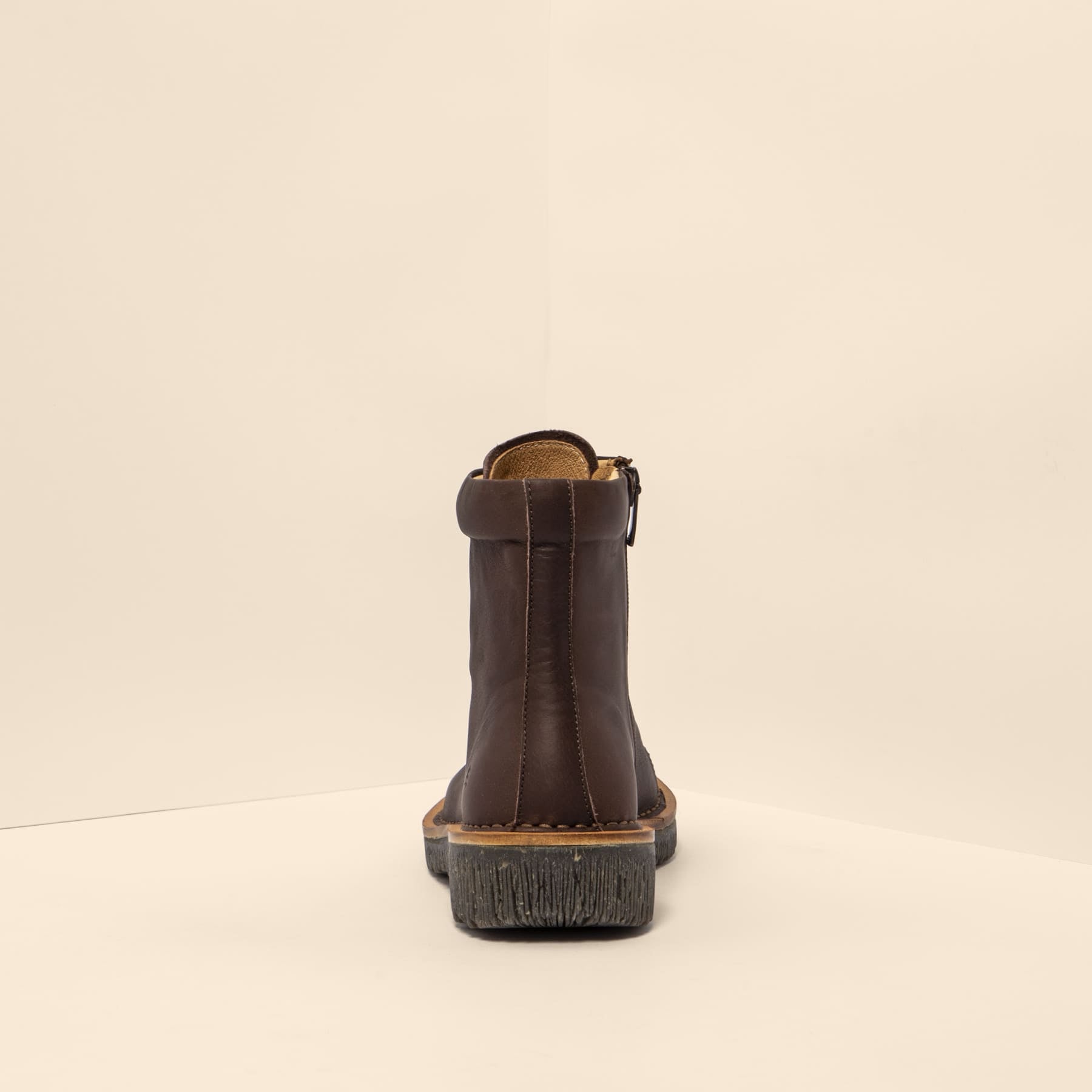 gid://shopify/Product/15700011909452_5