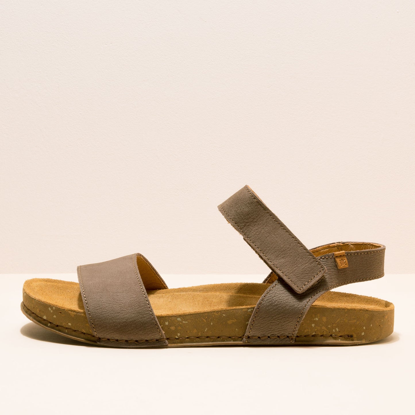 gid://shopify/Product/15700059128140_4
