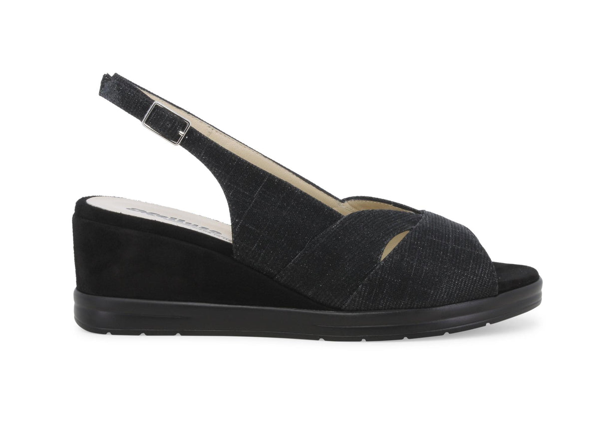 gid://shopify/Product/15761156342092_1