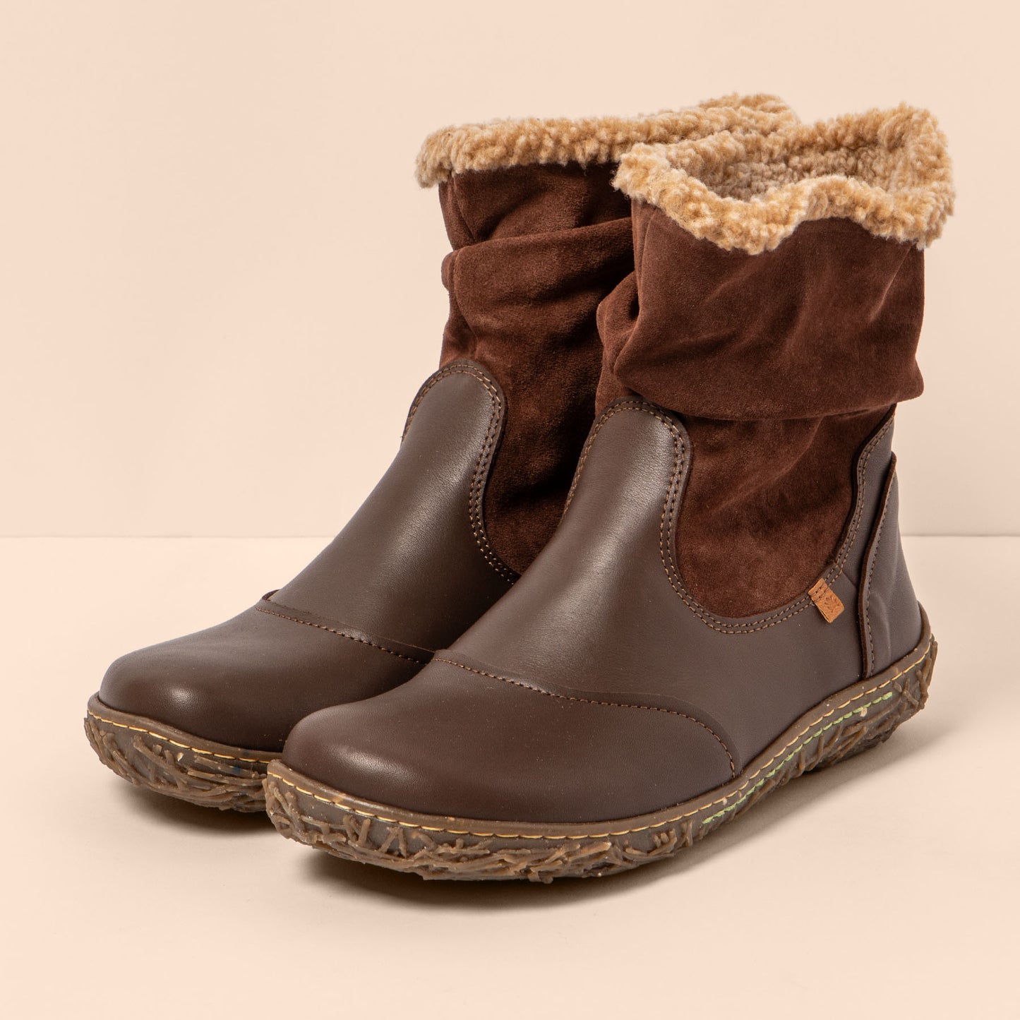 gid://shopify/Product/15700887437644_2