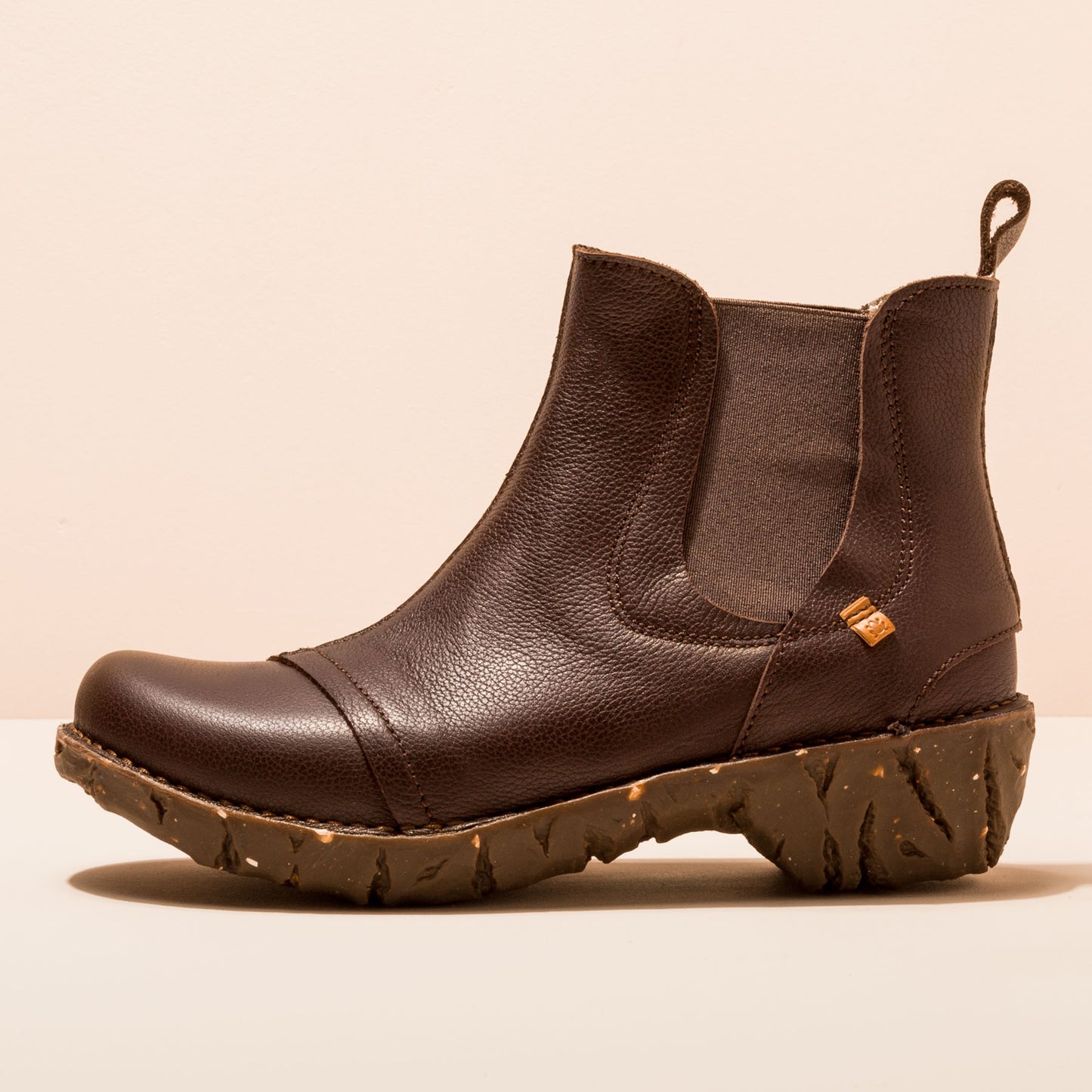 gid://shopify/Product/15700217790796_4