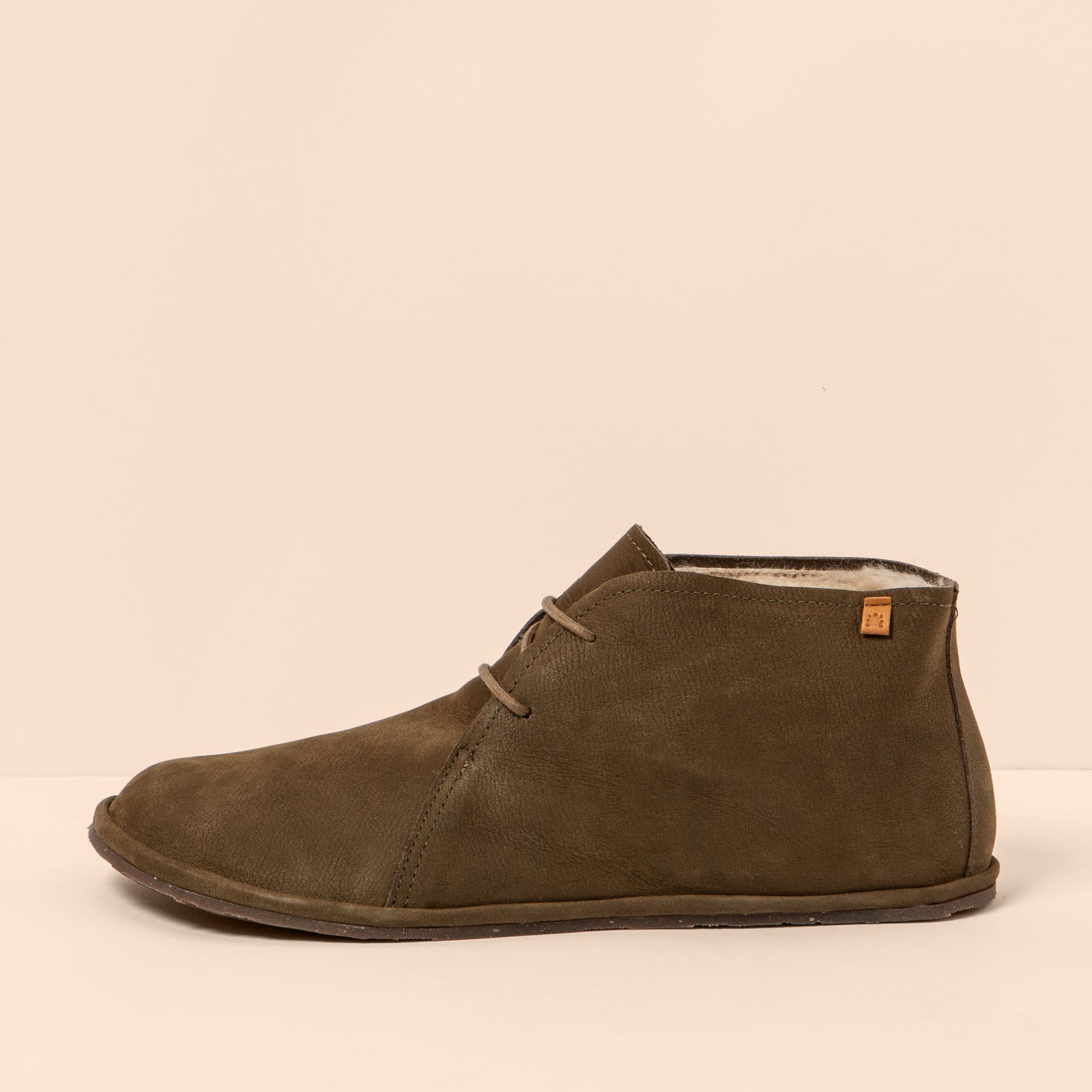 gid://shopify/Product/15700856439116_1