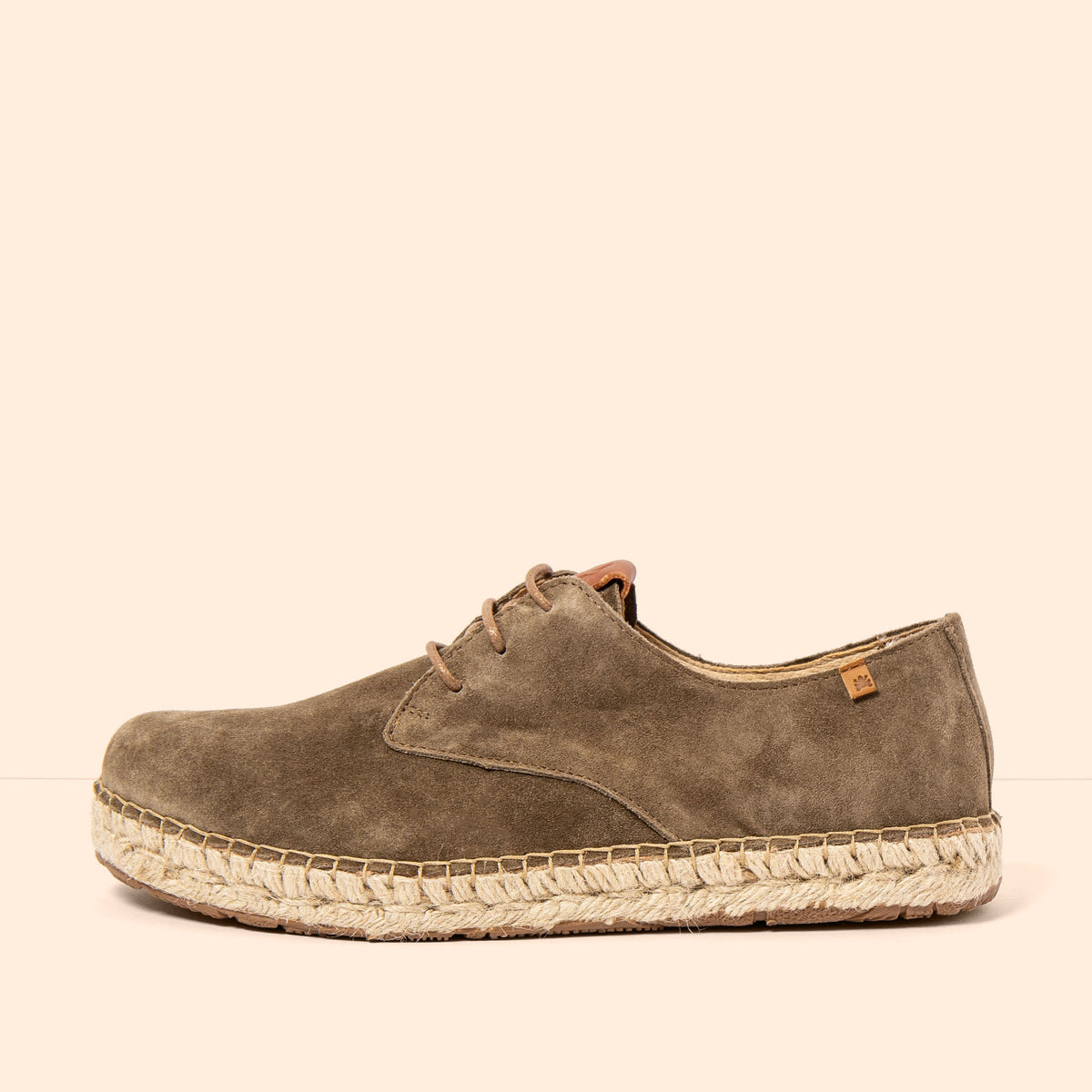 gid://shopify/Product/16124879012172_1