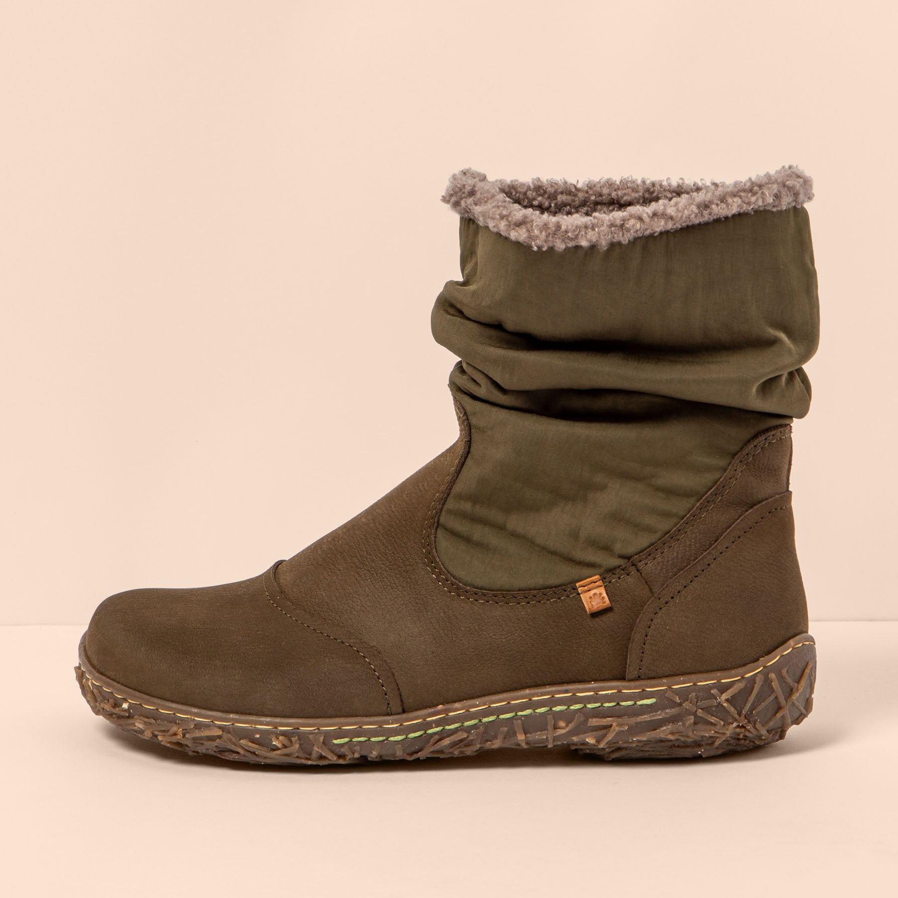 gid://shopify/Product/15700893499724_1