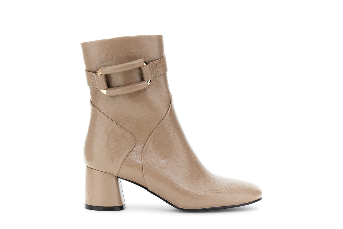 gid://shopify/Product/16122121683276_1