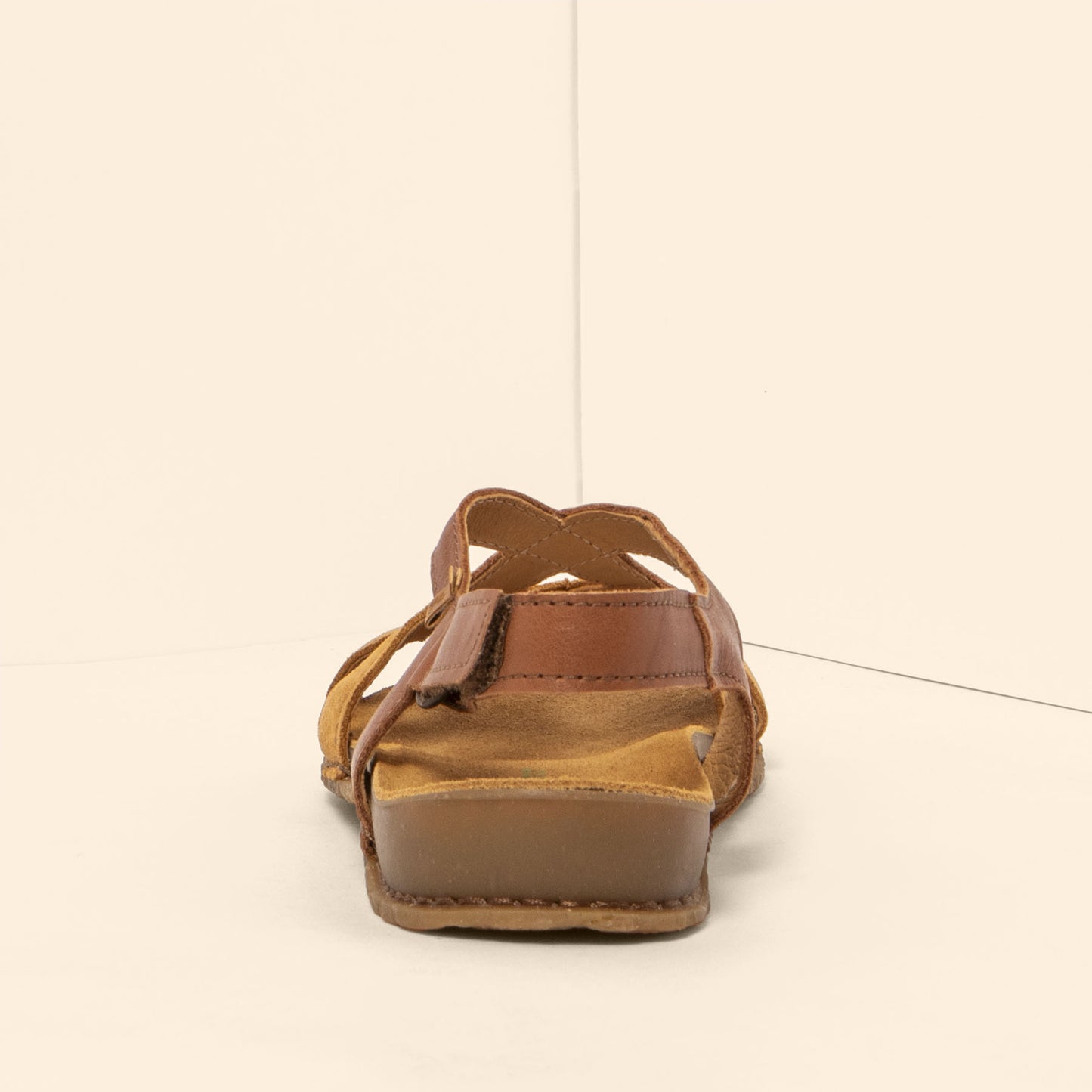 gid://shopify/Product/15791879160140_5