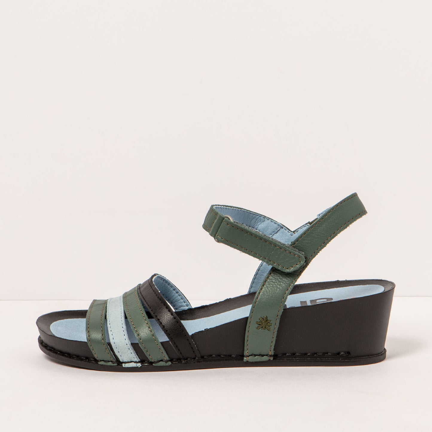 gid://shopify/Product/15693510934860_1