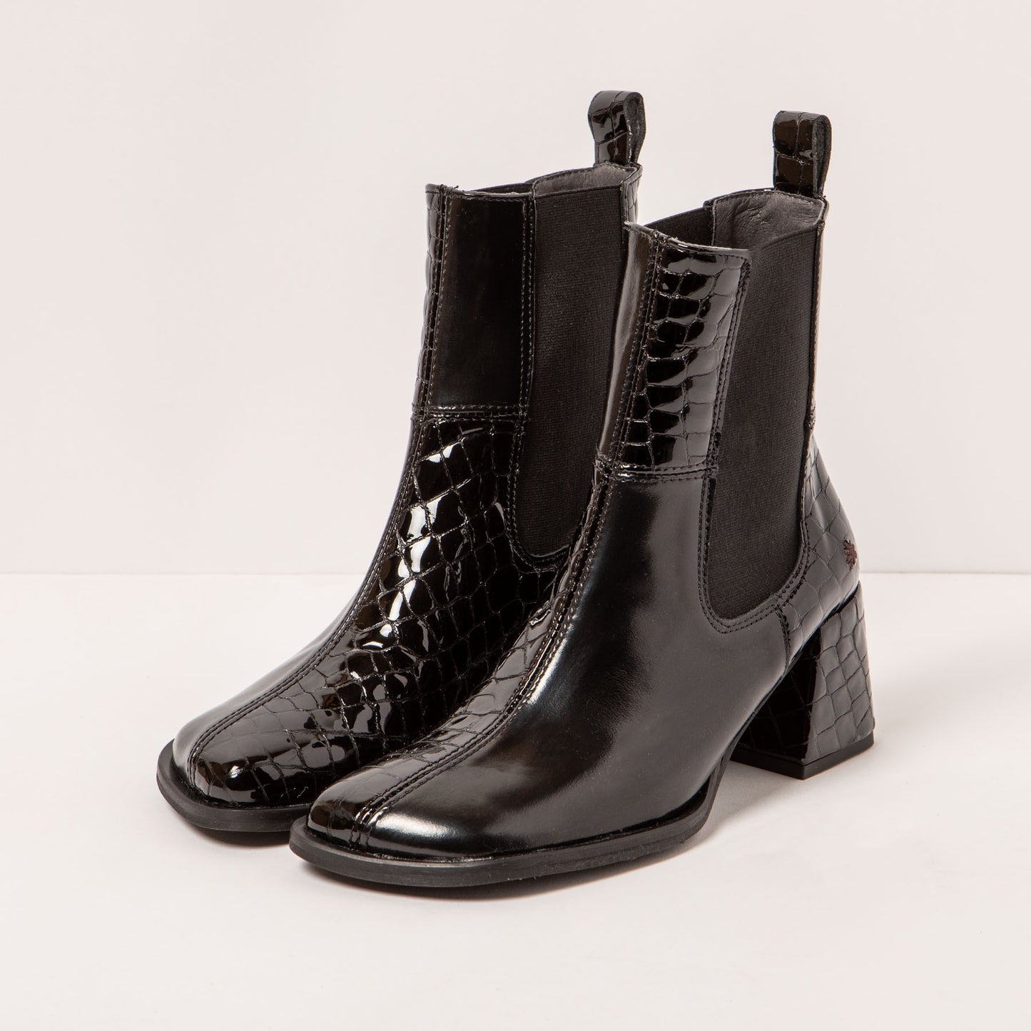 gid://shopify/Product/15694190903628_2