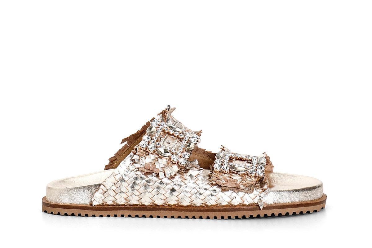 gid://shopify/Product/16121928024396_58873738953036
