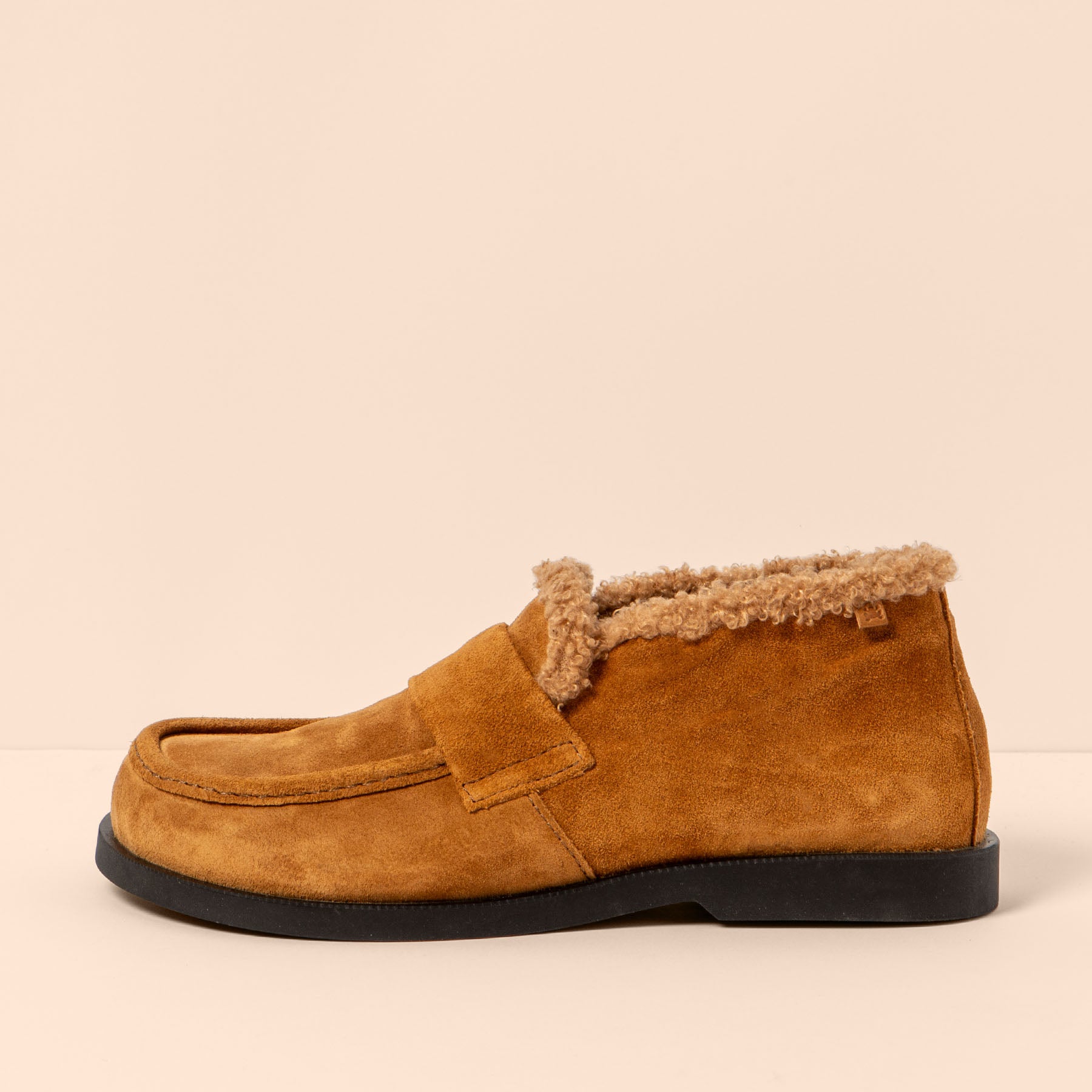 gid://shopify/Product/15700861288780_1