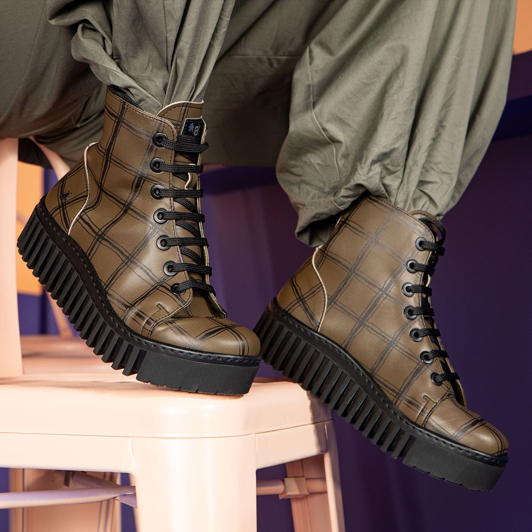 gid://shopify/Product/15785719431500_9