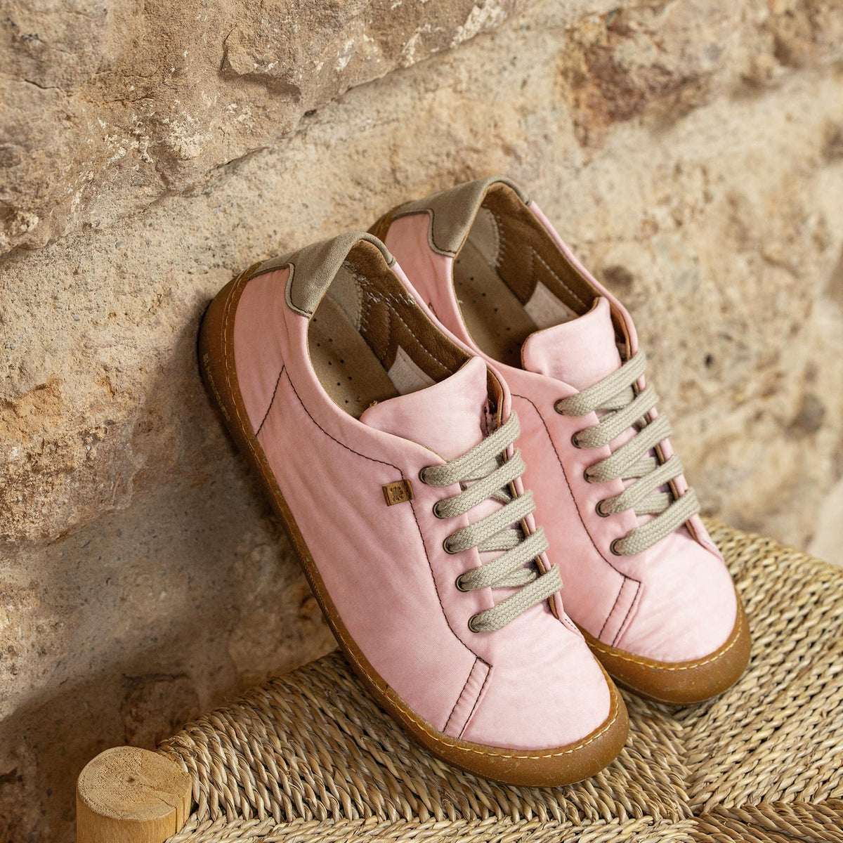 gid://shopify/Product/16124730147148_7