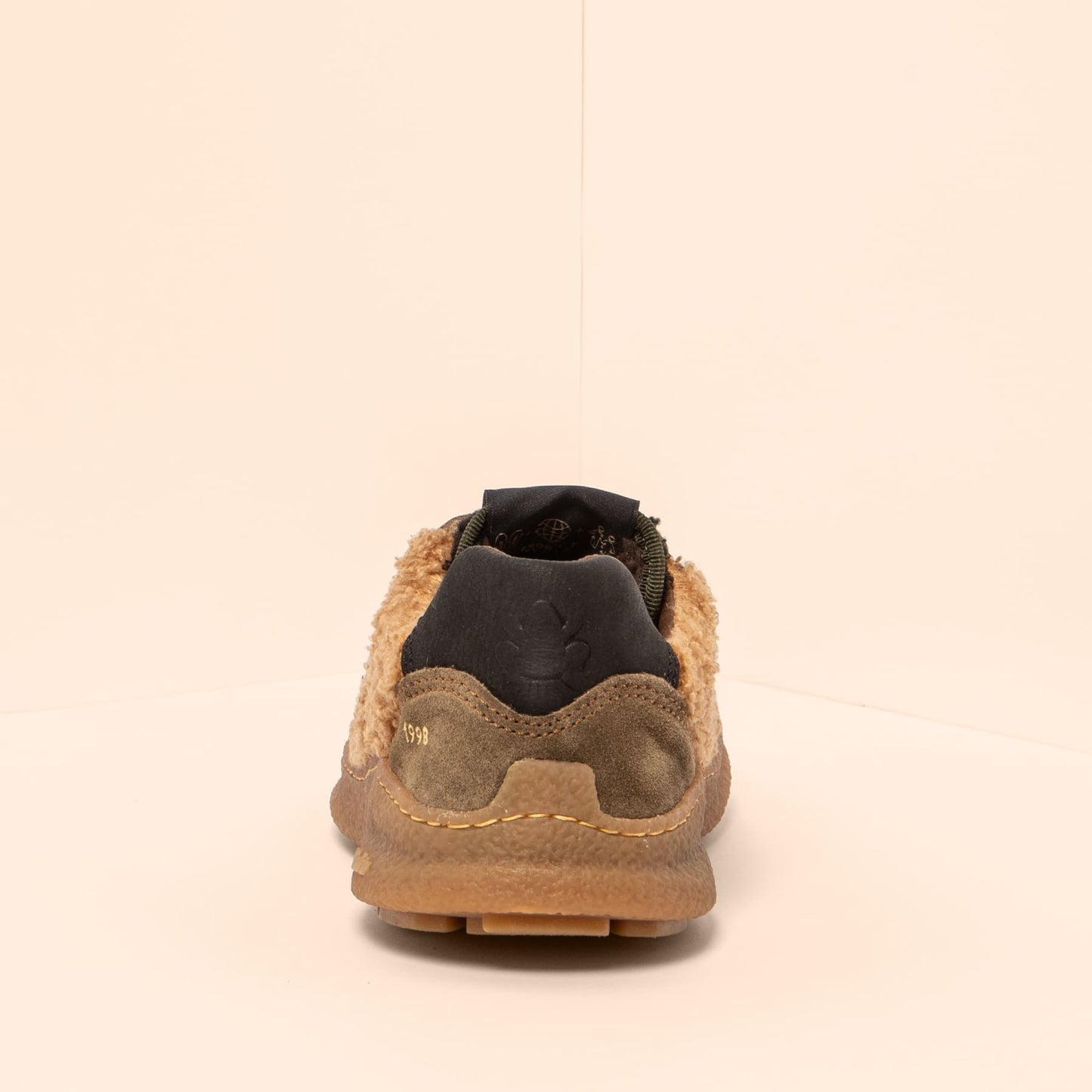 gid://shopify/Product/15700784972108_5
