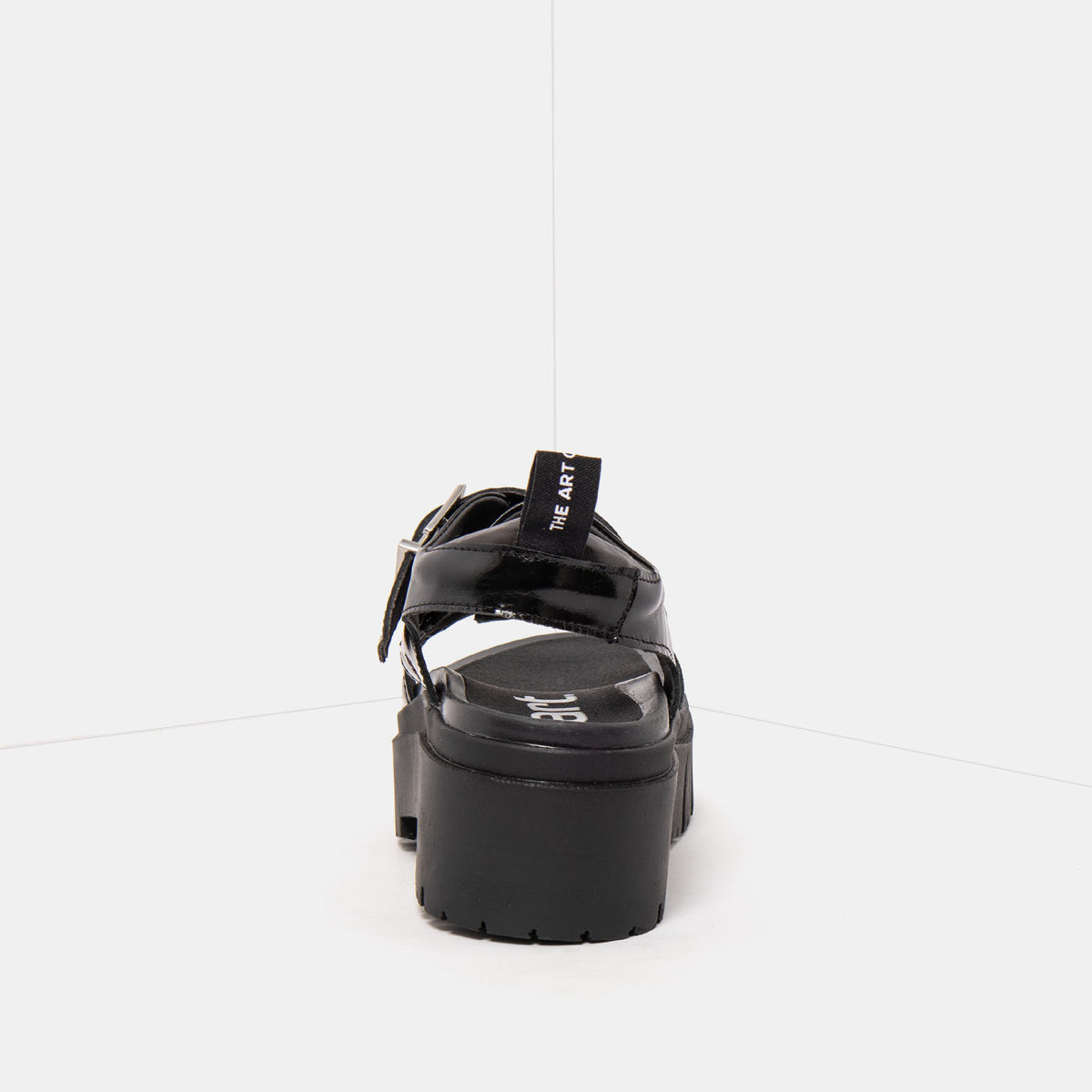 gid://shopify/Product/16173078806860_5