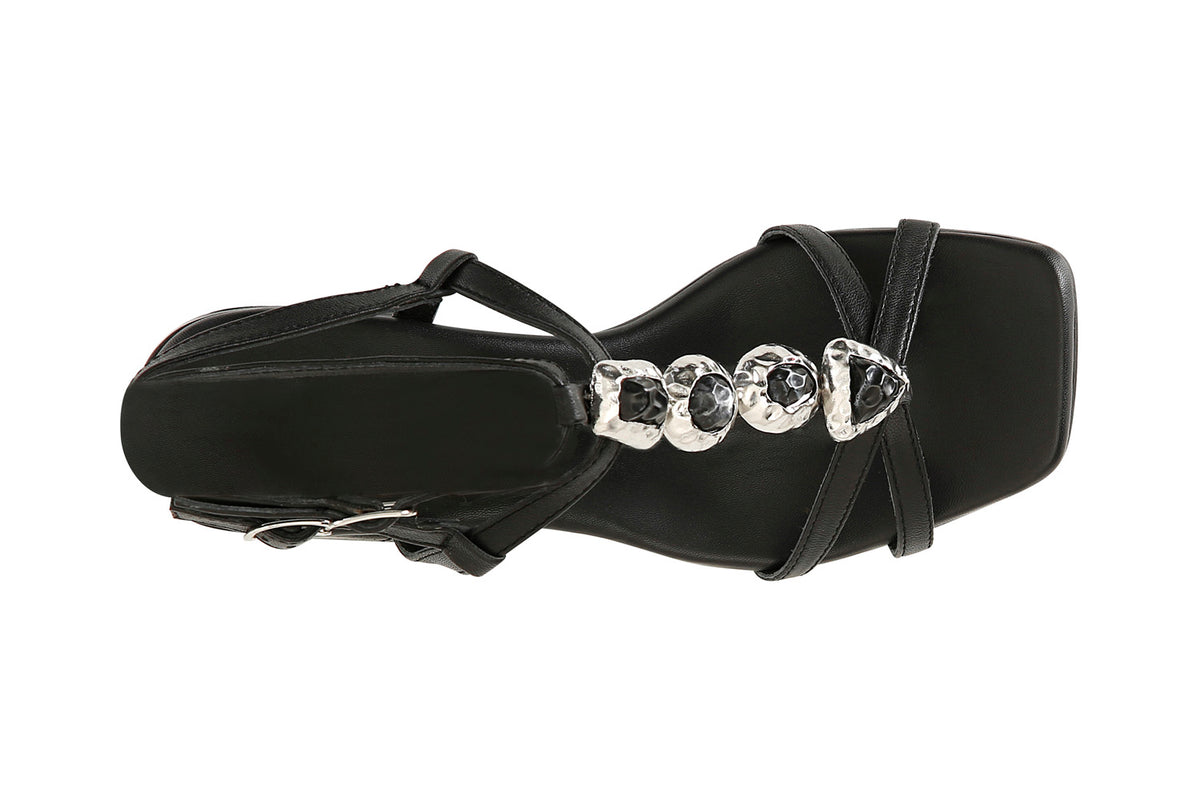 gid://shopify/Product/16121910493516_3