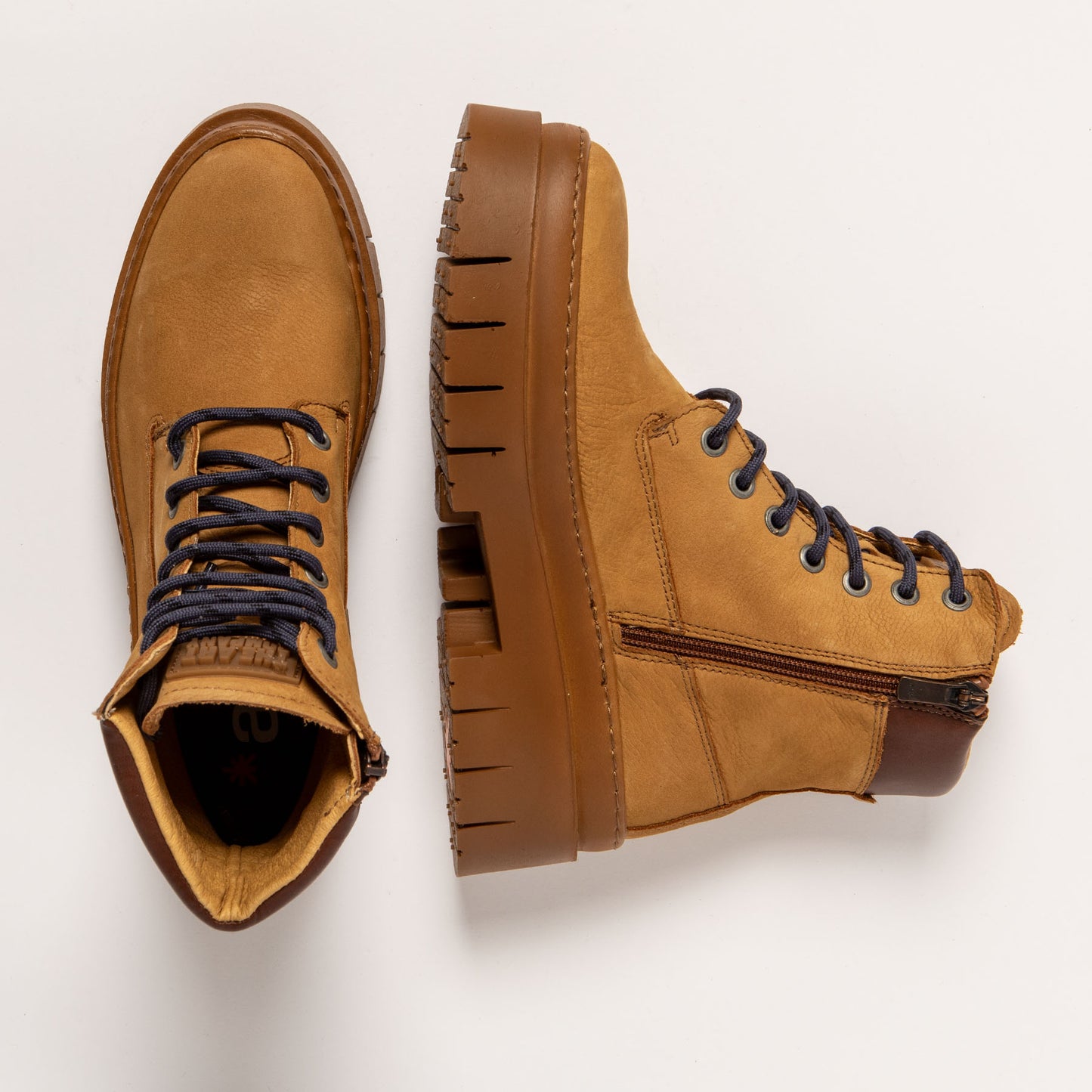 gid://shopify/Product/15694348648780_4