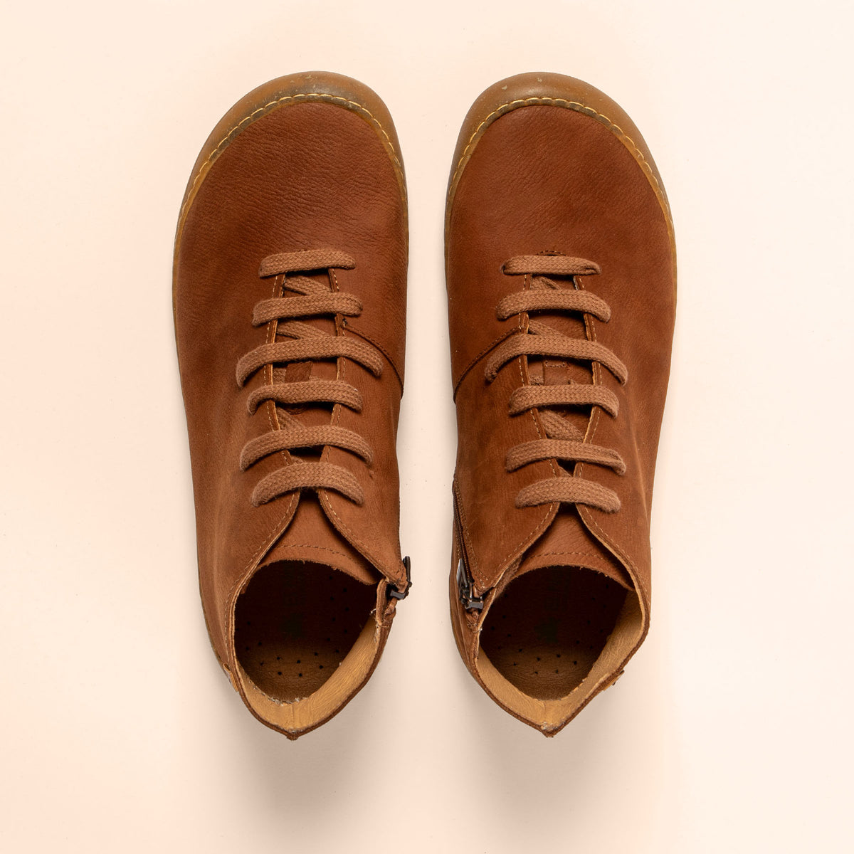 gid://shopify/Product/16124493922636_4