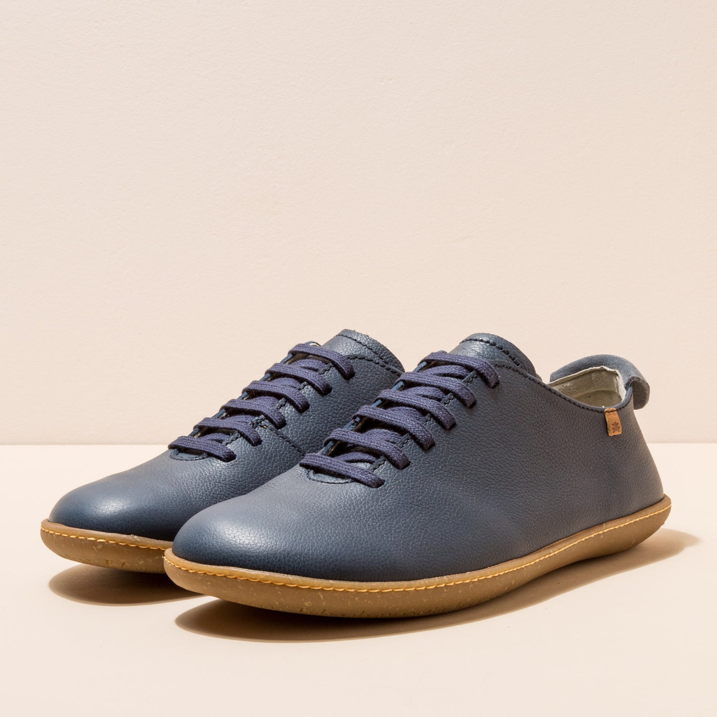 gid://shopify/Product/15700225458508_2