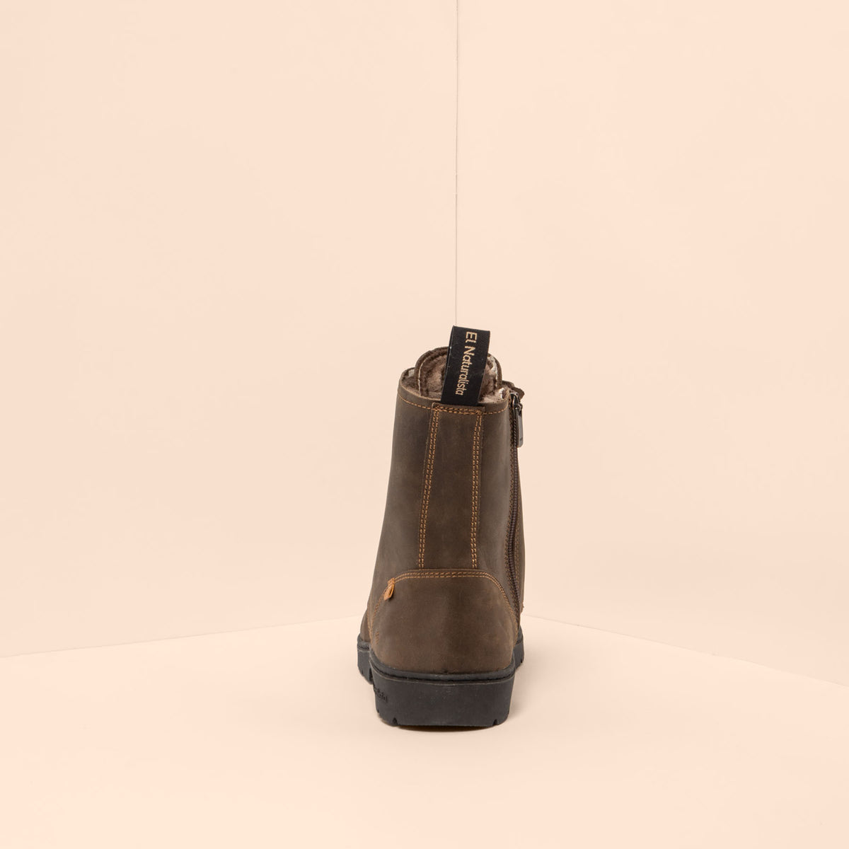 gid://shopify/Product/16124396503372_5