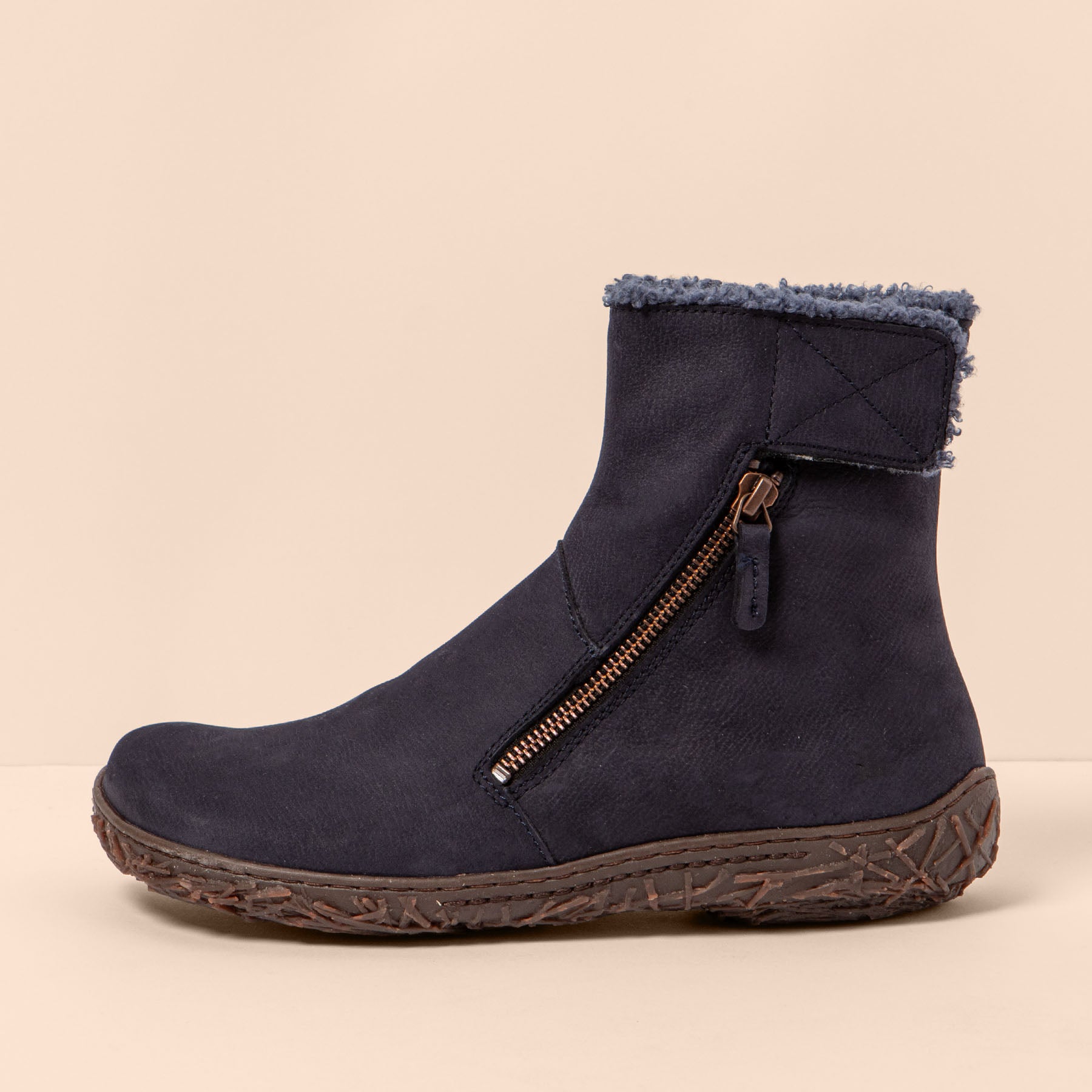gid://shopify/Product/15700805583180_1
