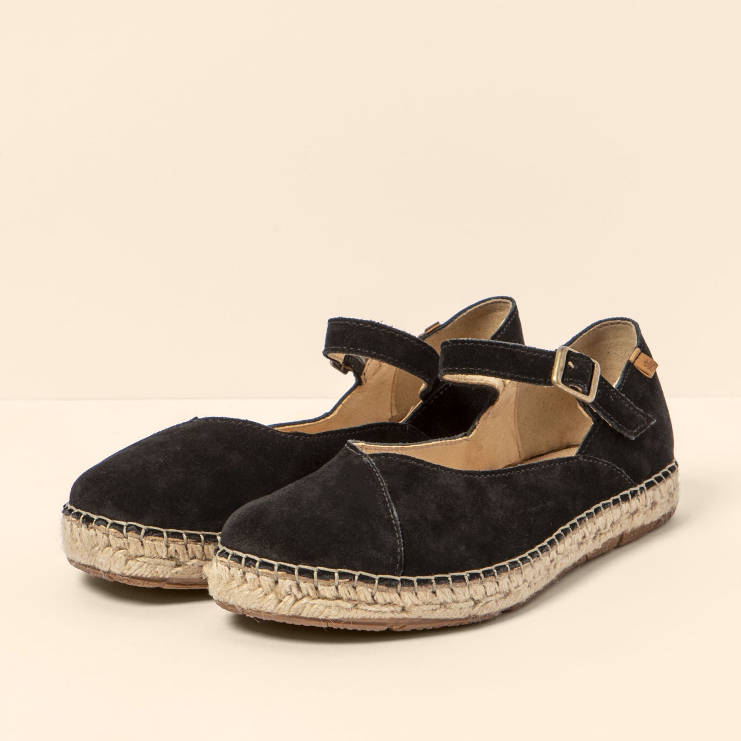 gid://shopify/Product/15700253868364_5
