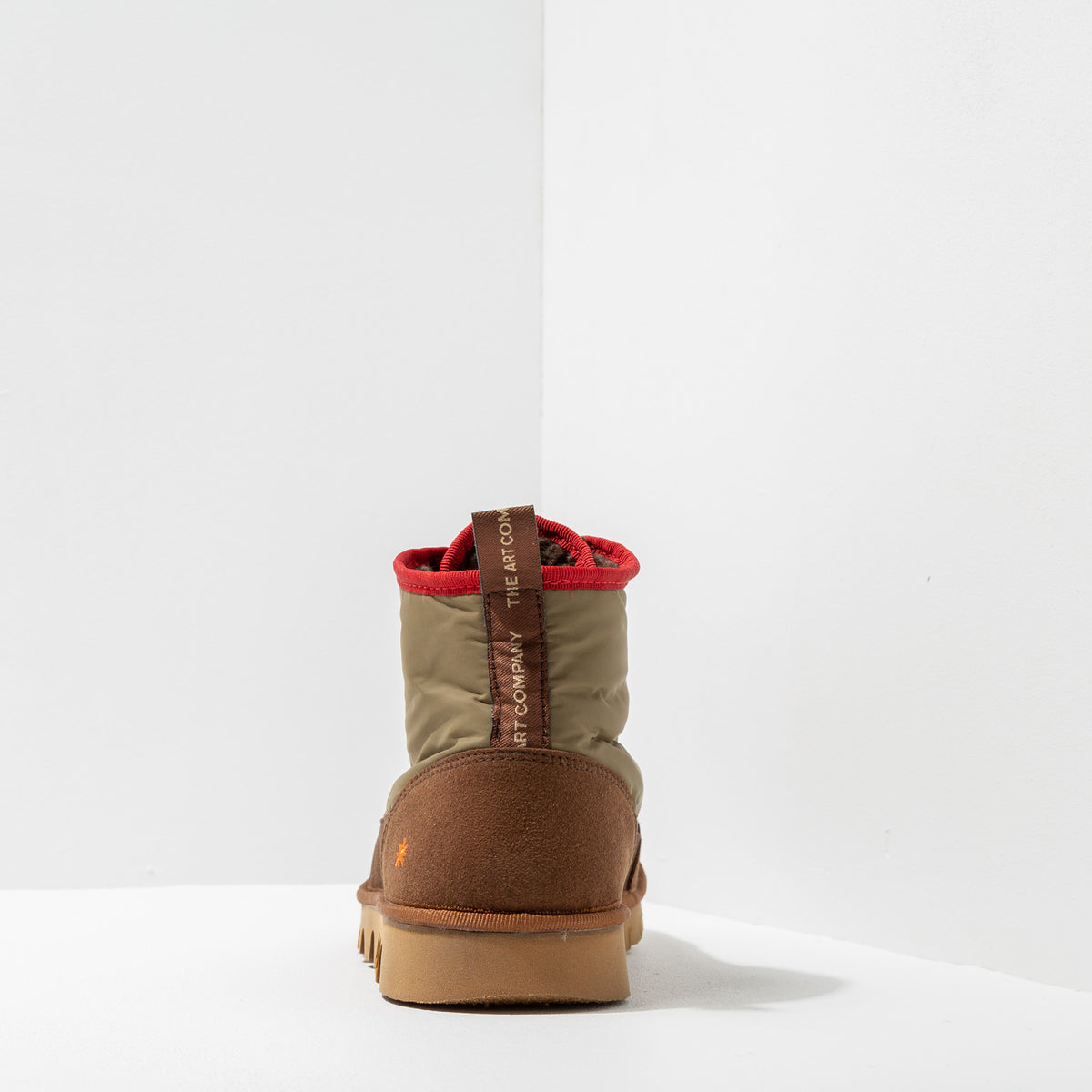 gid://shopify/Product/16171353047372_5
