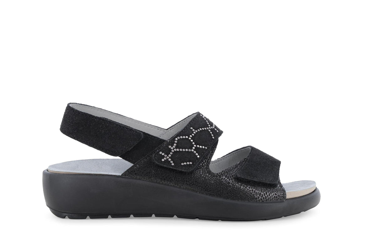 gid://shopify/Product/15761226498380_1
