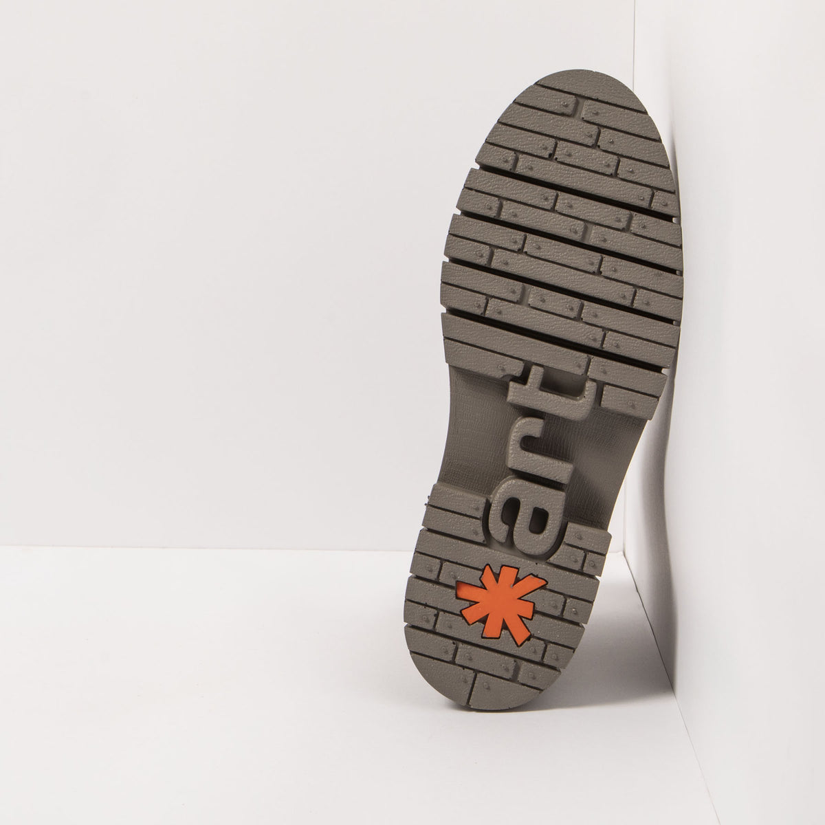 gid://shopify/Product/16171620008268_3
