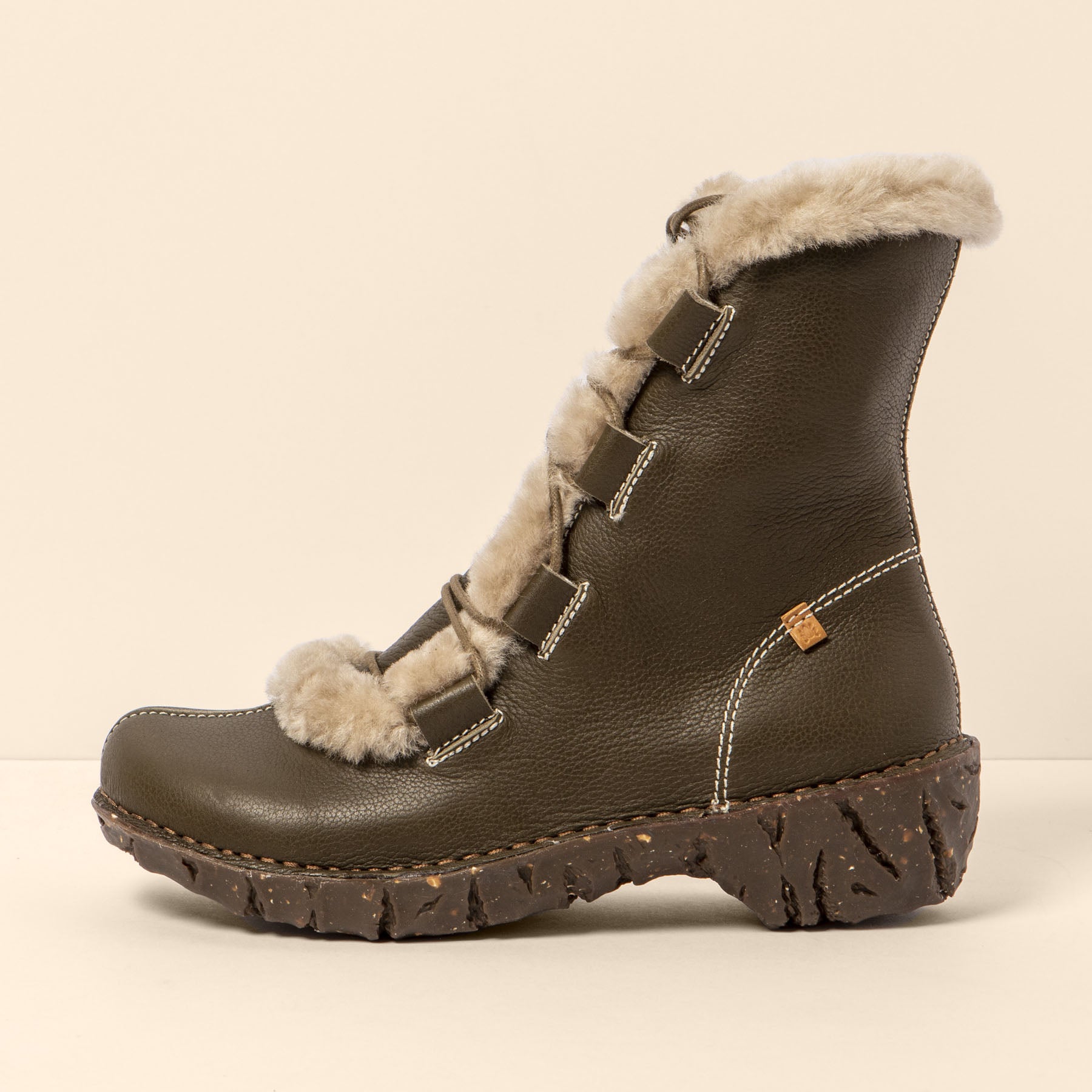 gid://shopify/Product/15699965280588_4