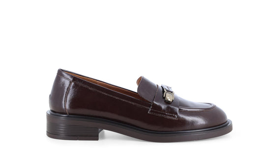 gid://shopify/Product/16118335406412_1