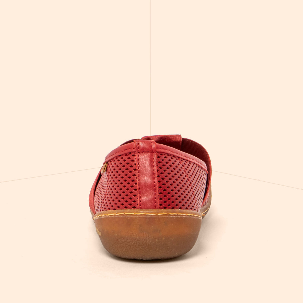gid://shopify/Product/16124750037324_5